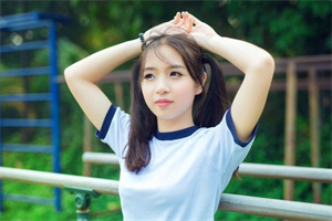 爱上海：Shanghai, as a developing country, plays an important role in the national economic and social development. With the continuous growth of the national economy and the increasing social demands, the em